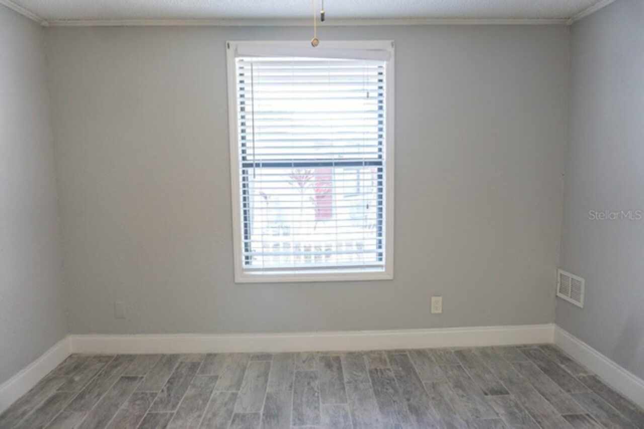 Listing Photo 24
