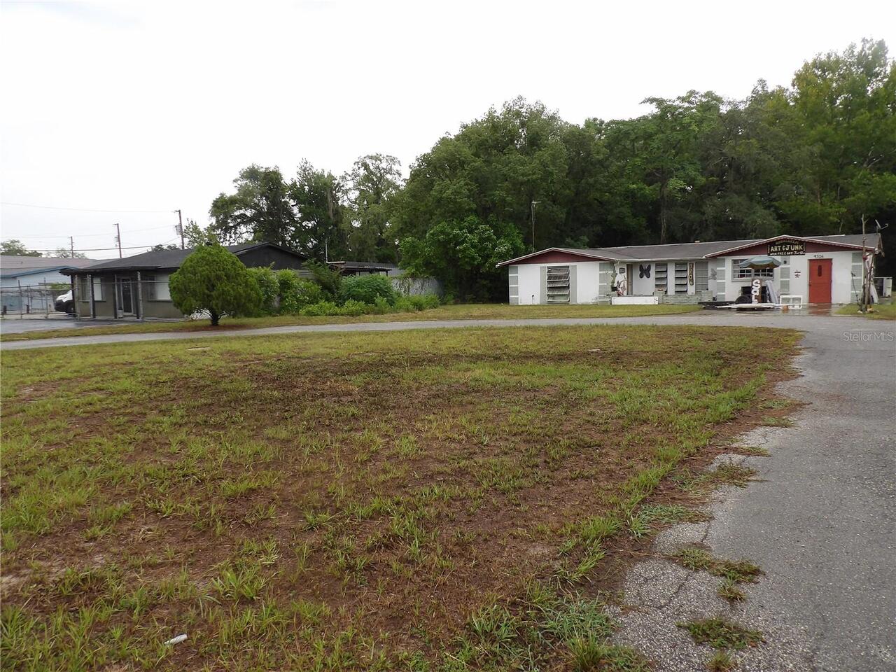 Listing Photo 4