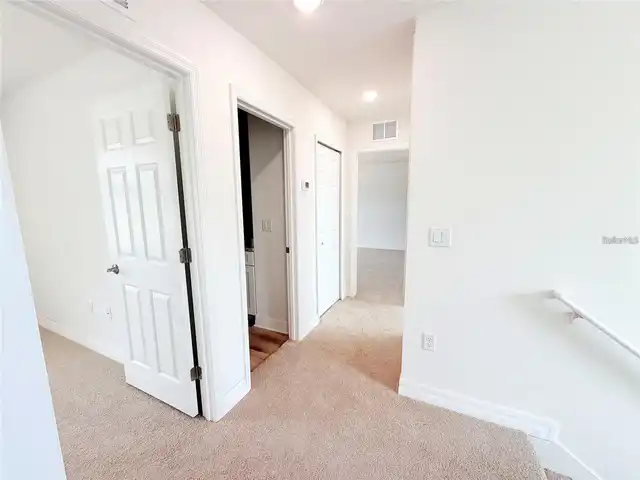 Listing Photo 14