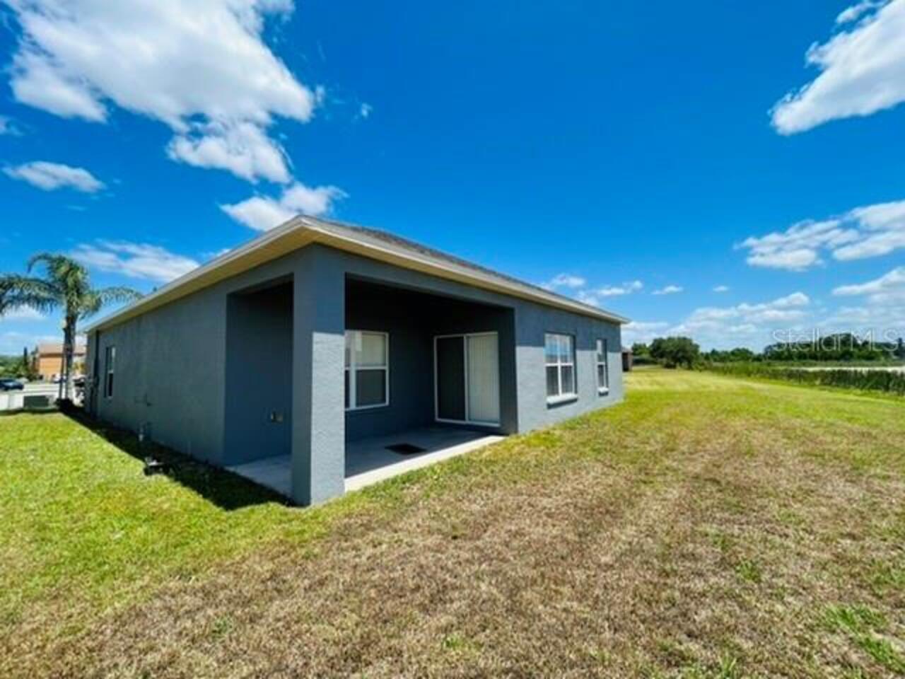Listing Photo 17