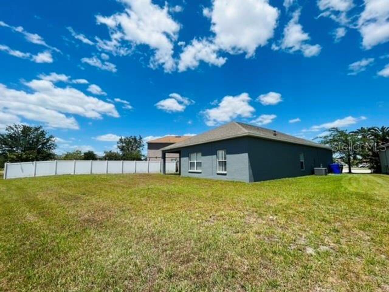 Listing Photo 18