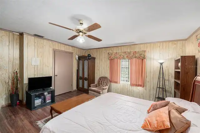 Listing Photo 35