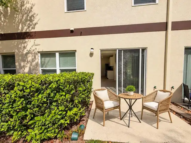 Listing Photo 12