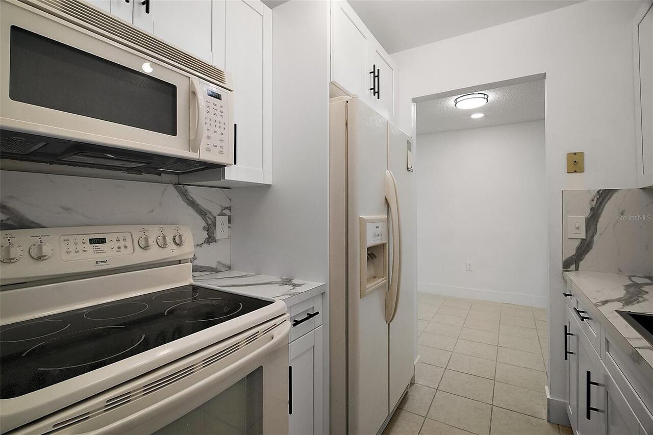 Listing Photo 9
