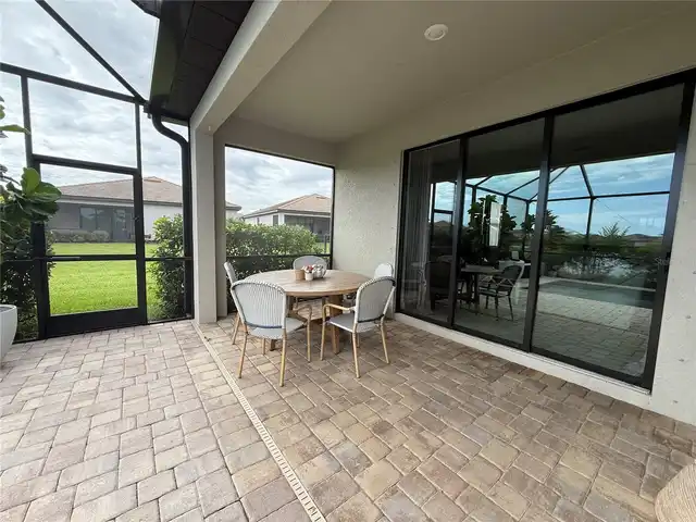 Listing Photo 22