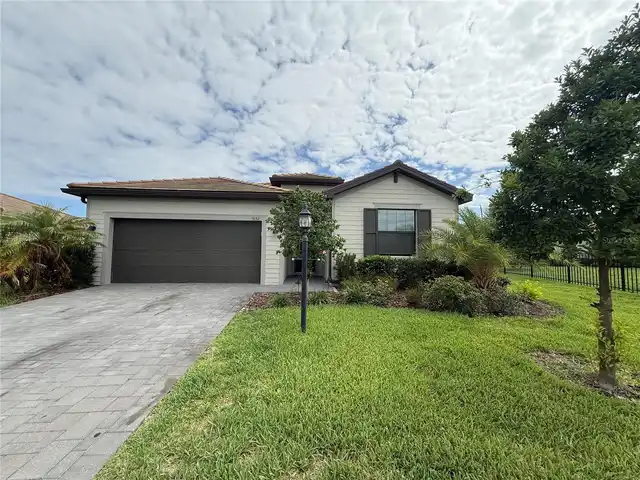 Listing Photo 28