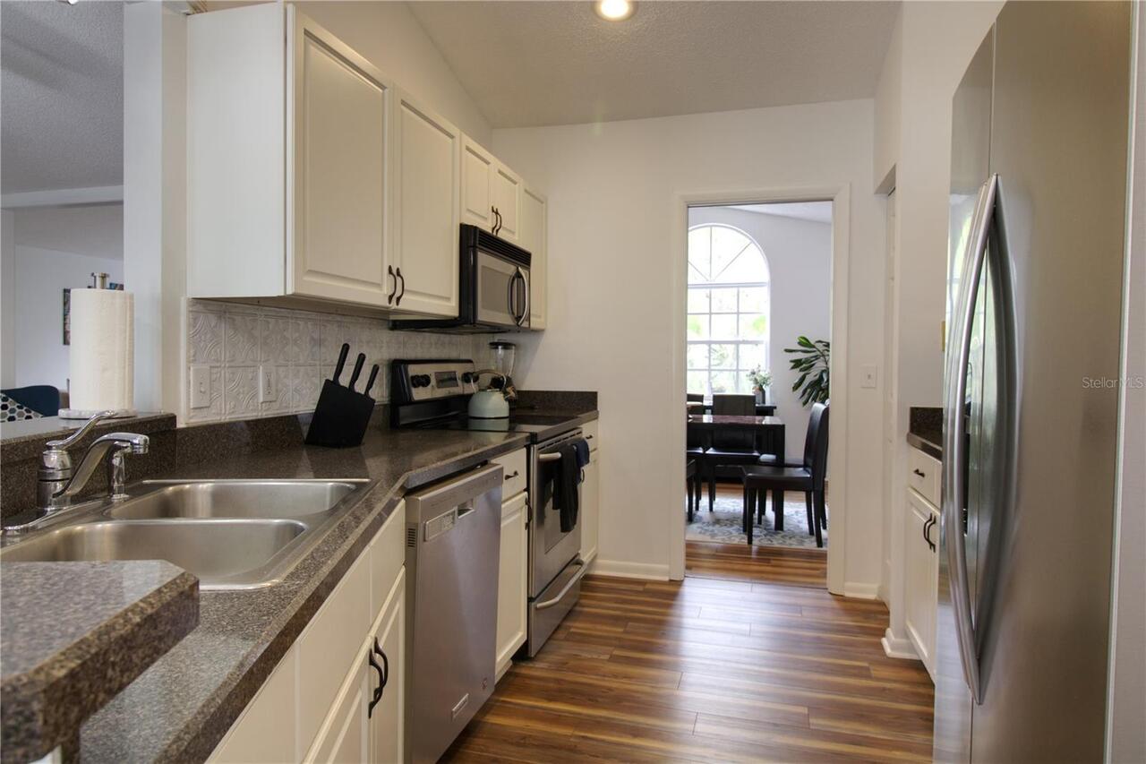 Listing Photo 17