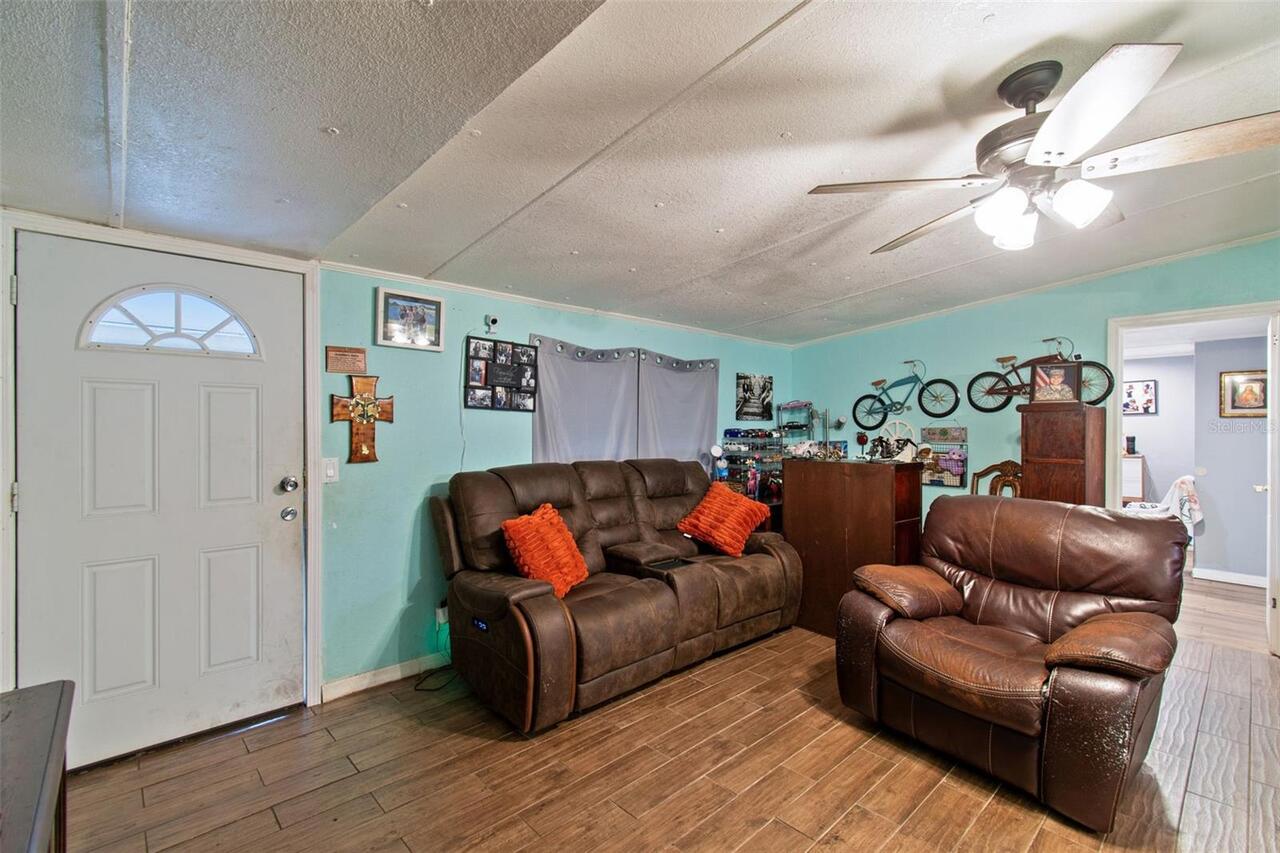 Listing Photo 7