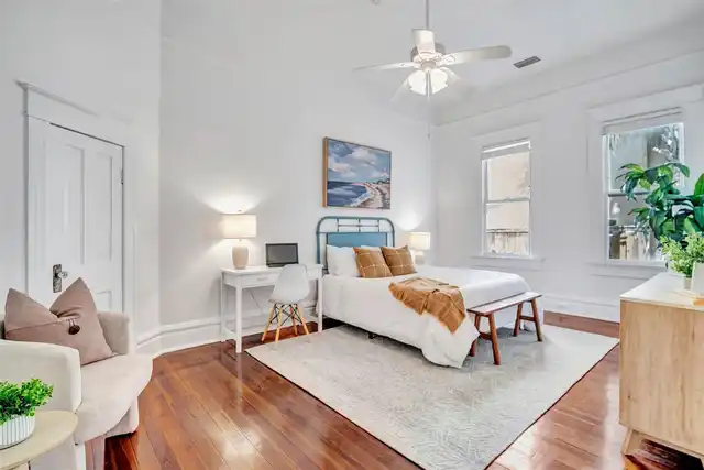Listing Photo 11