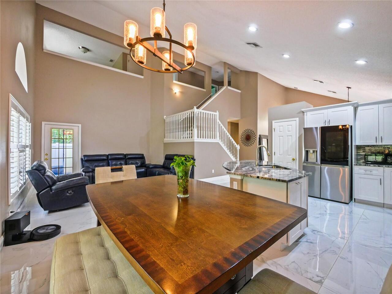 Listing Photo 10