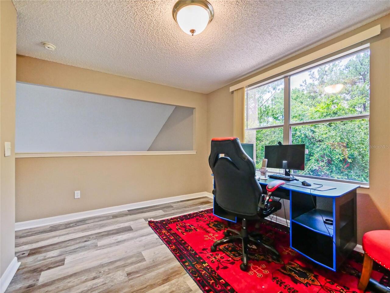 Listing Photo 21