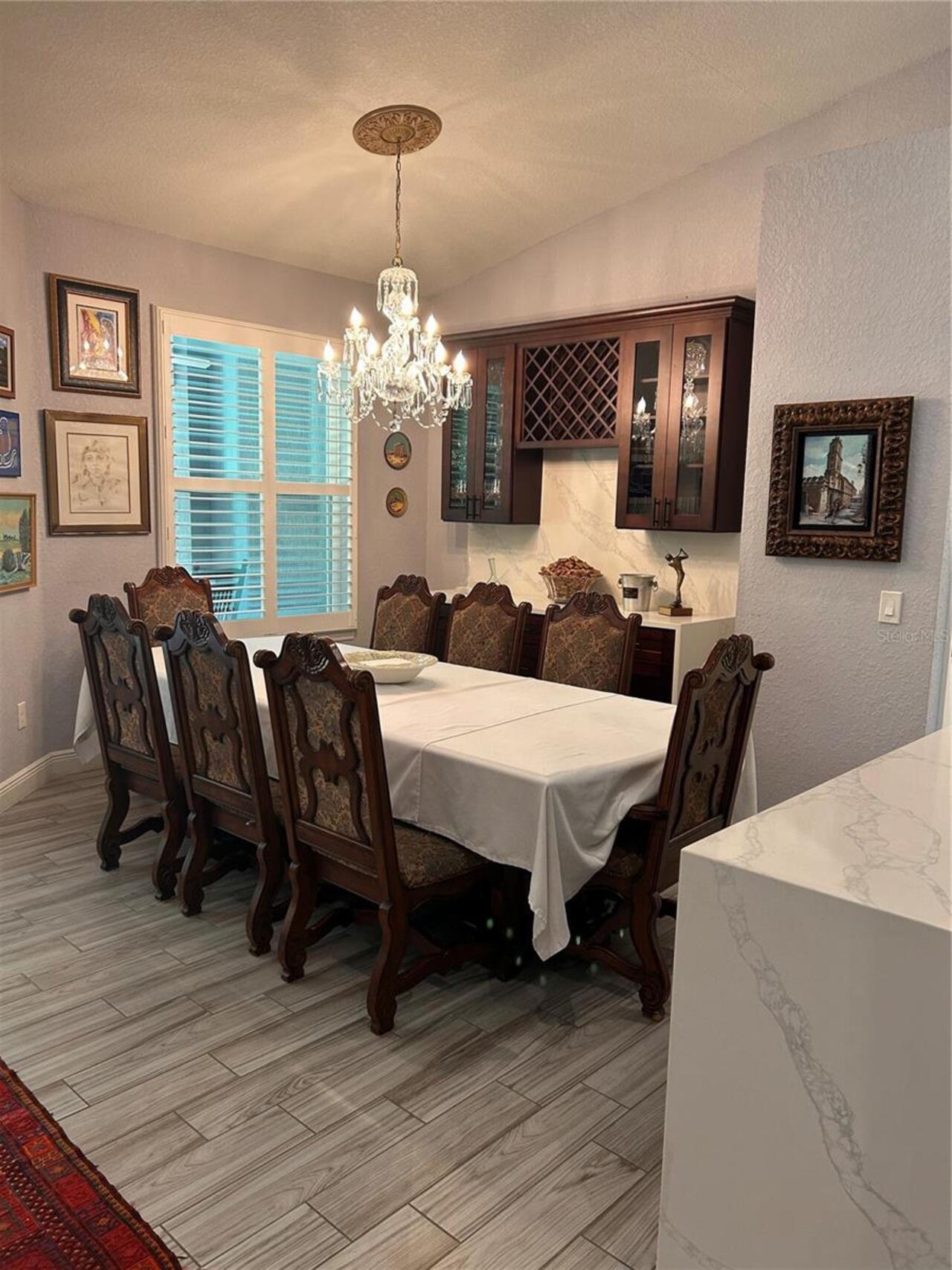 Listing Photo 8