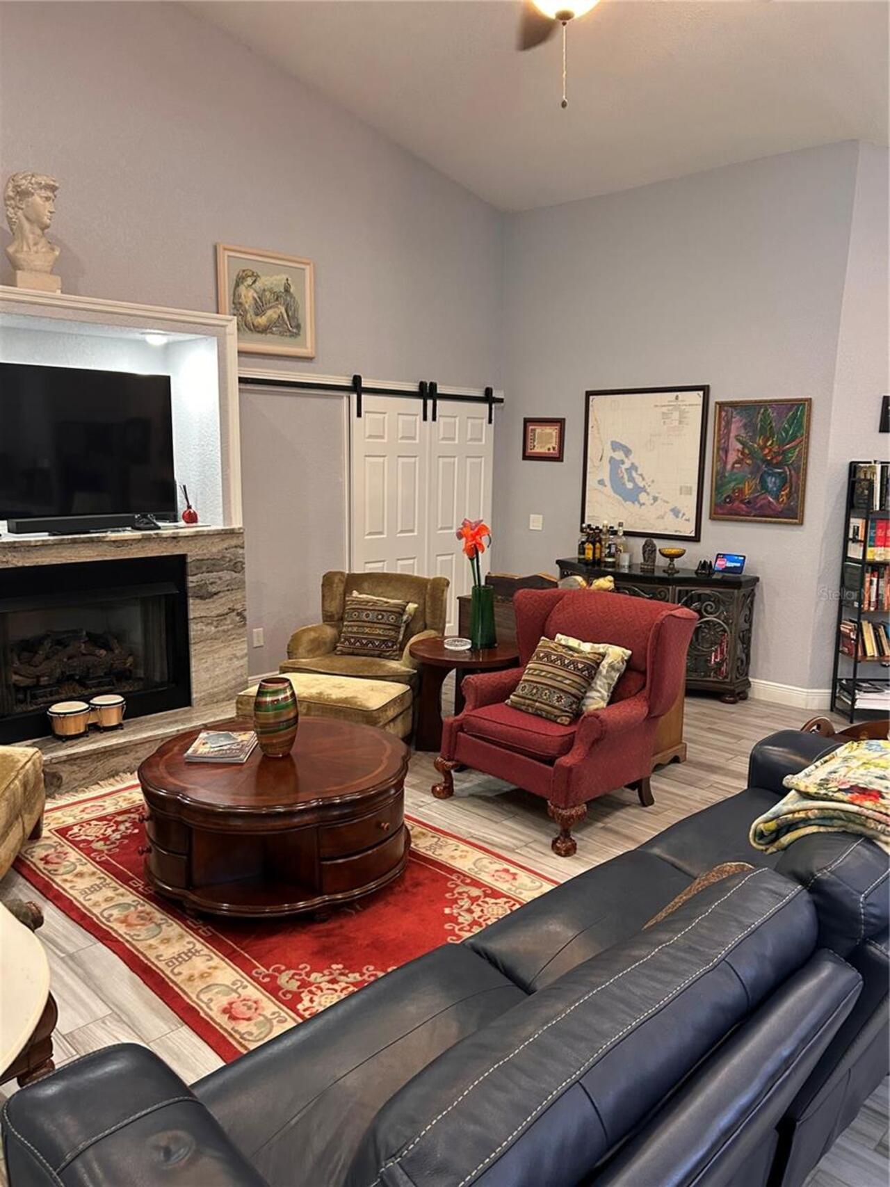 Listing Photo 11