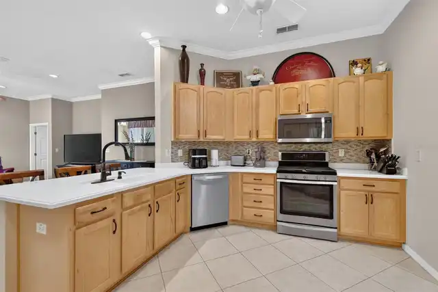 Listing Photo 22