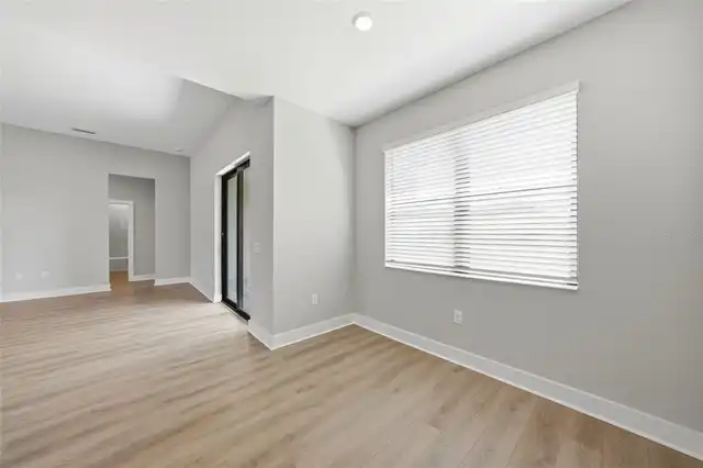 Listing Photo 38