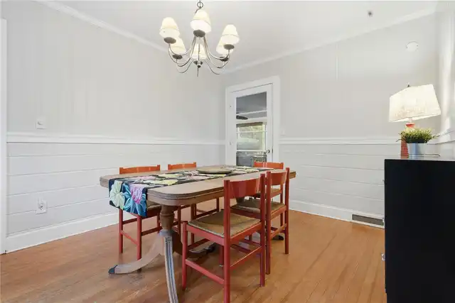 Listing Photo 12