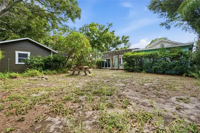 Listing Photo 32