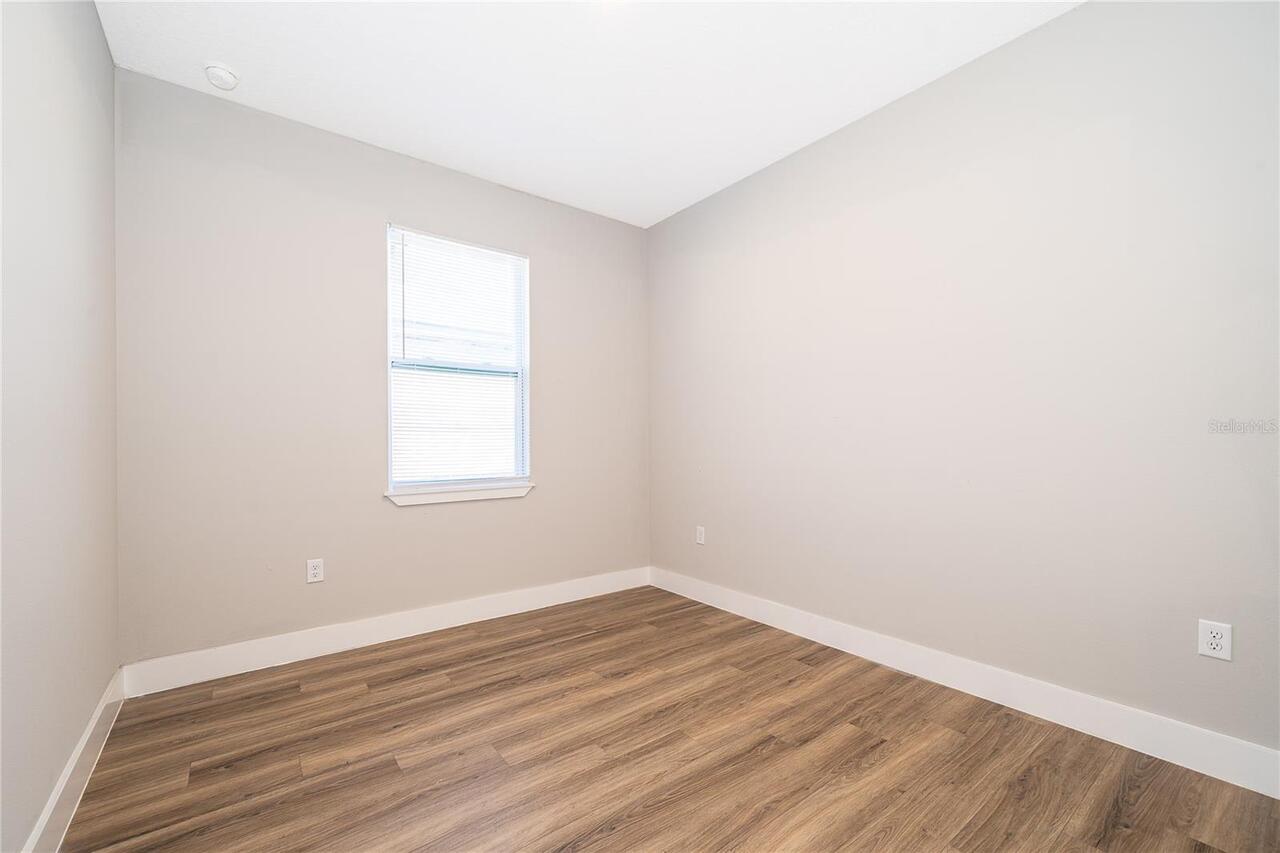 Listing Photo 20