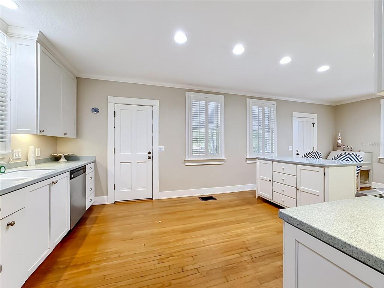Listing Photo 19