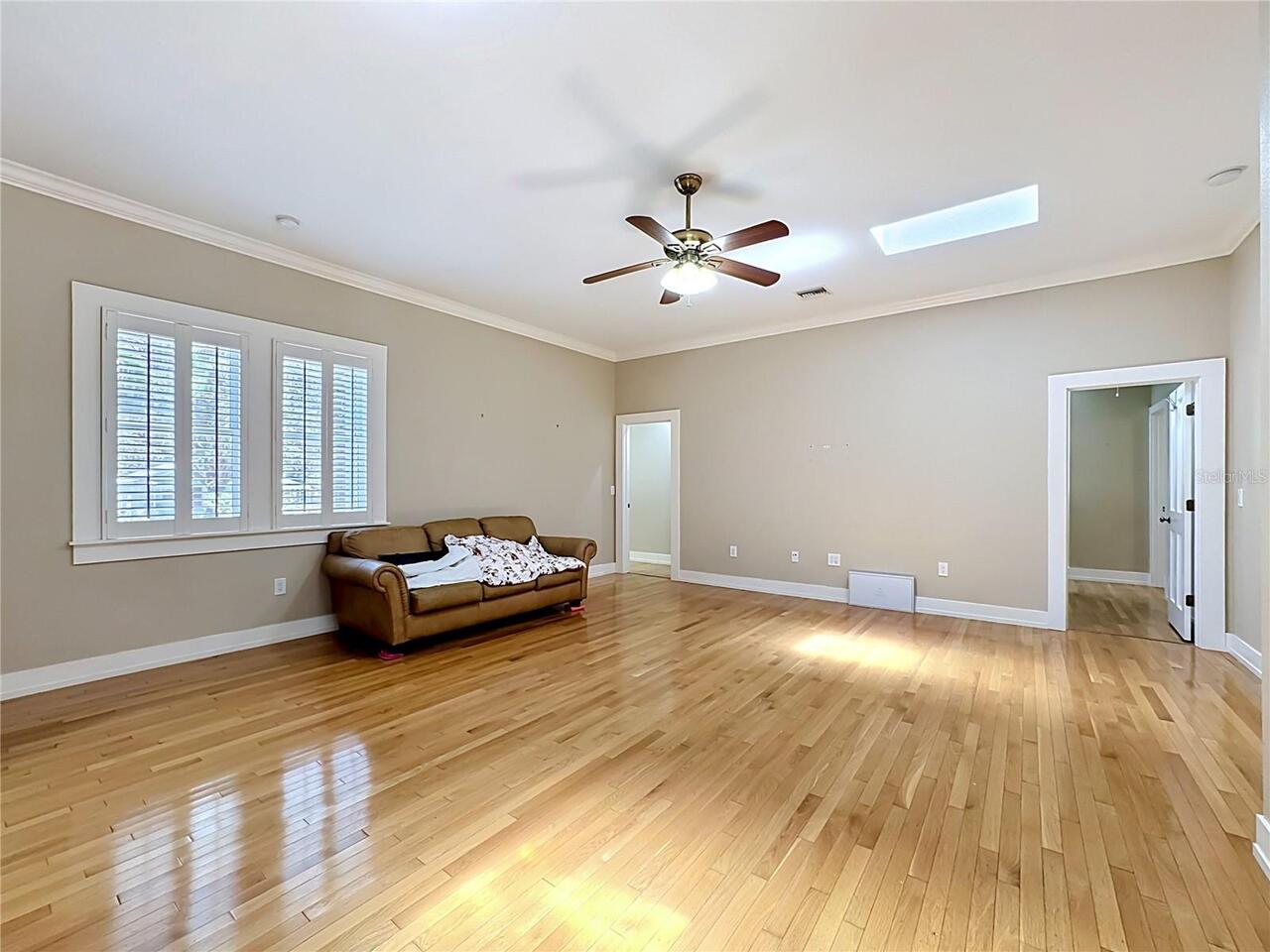 Listing Photo 32