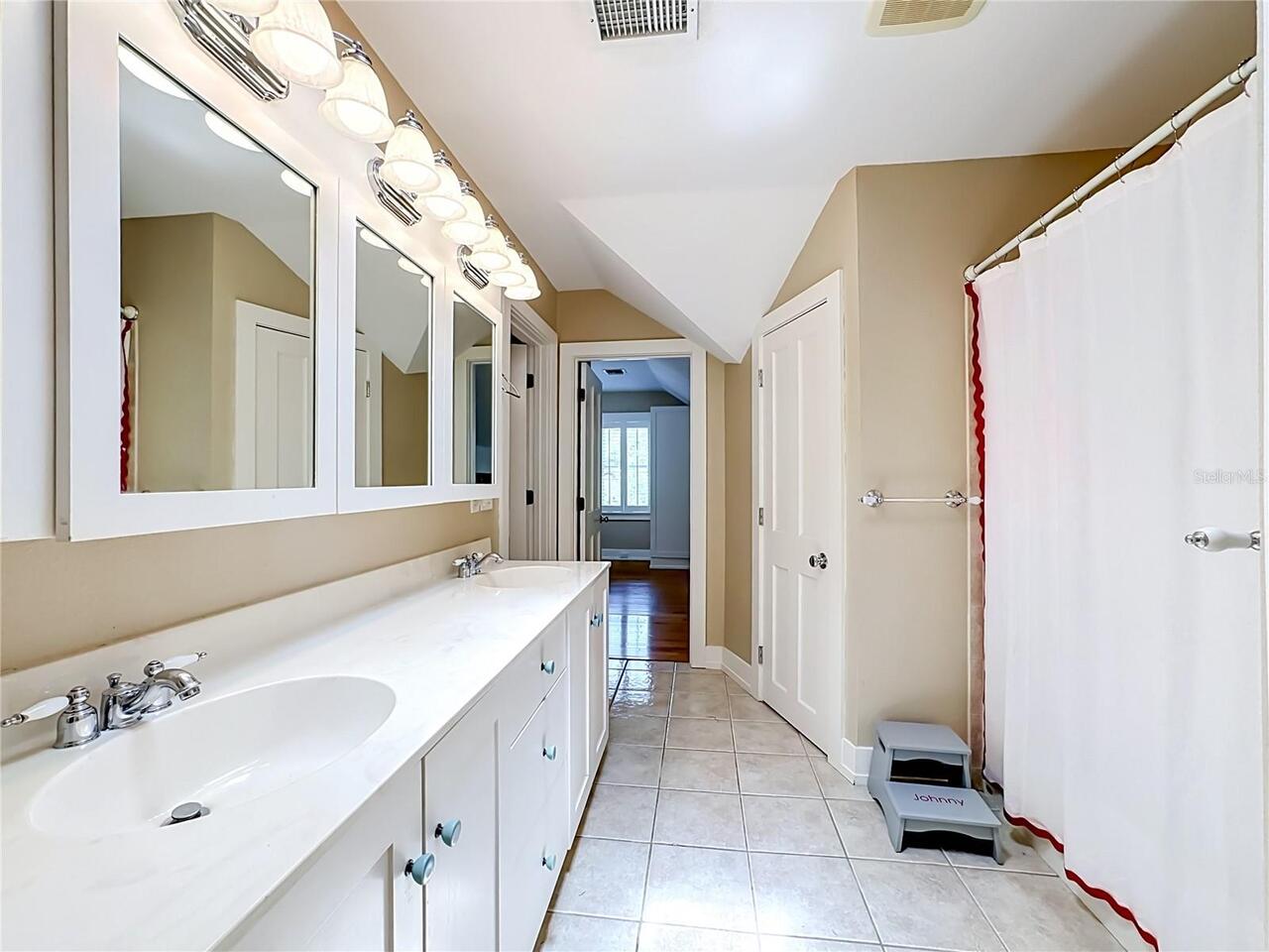 Listing Photo 54