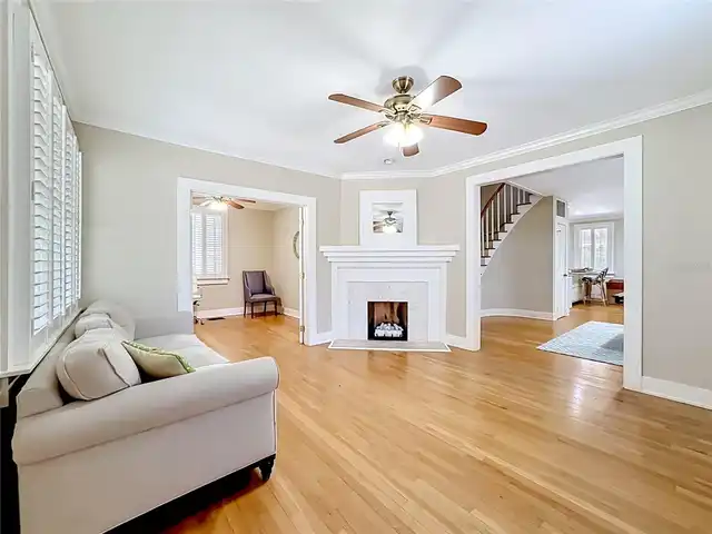 Listing Photo 12