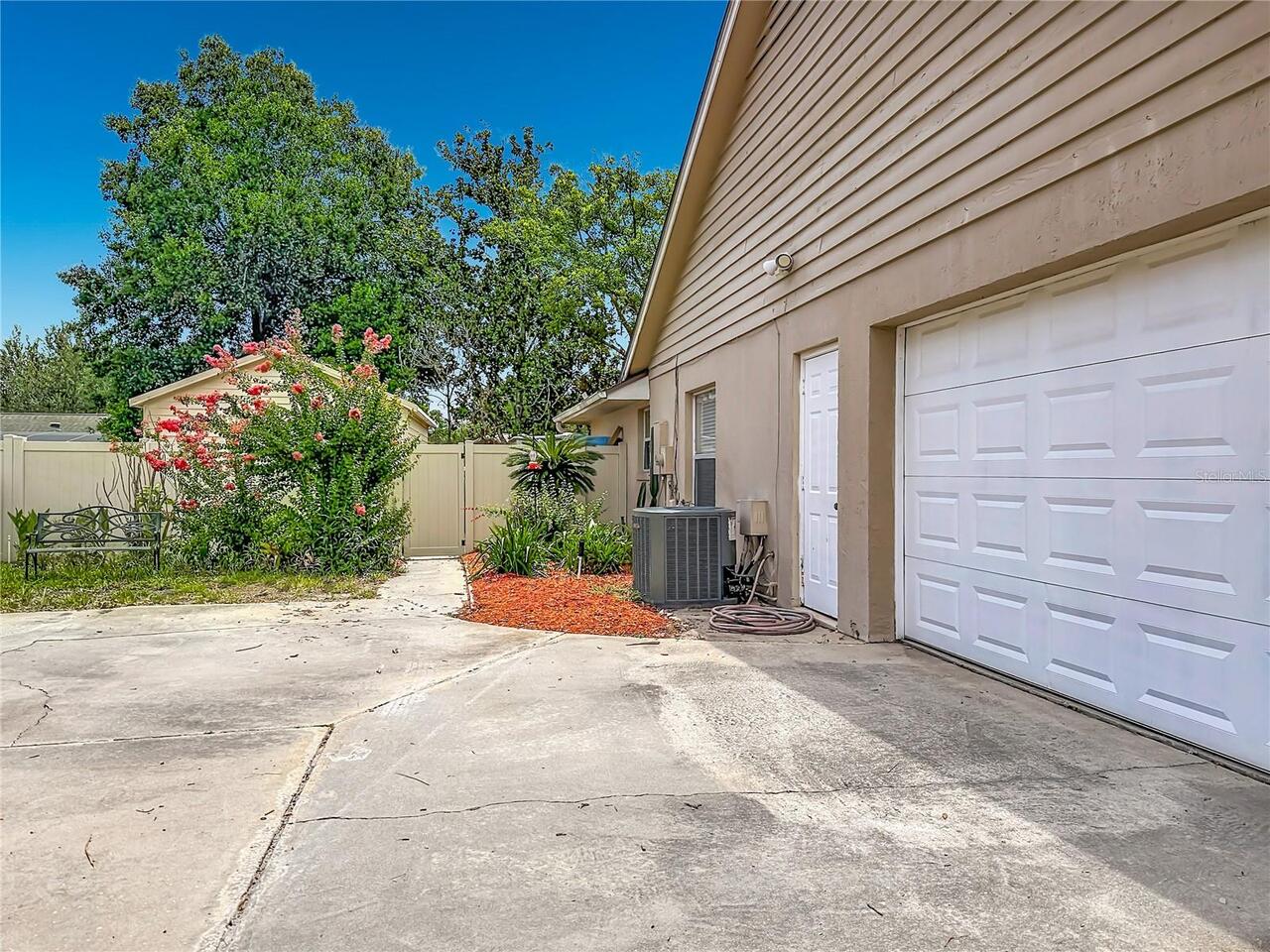 Listing Photo 6
