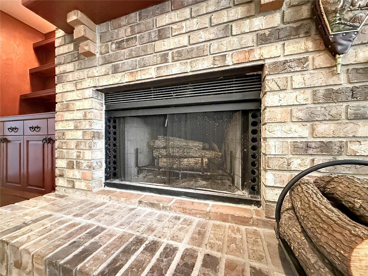 Listing Photo 11