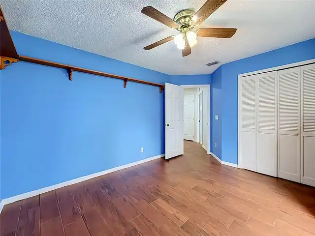 Listing Photo 34