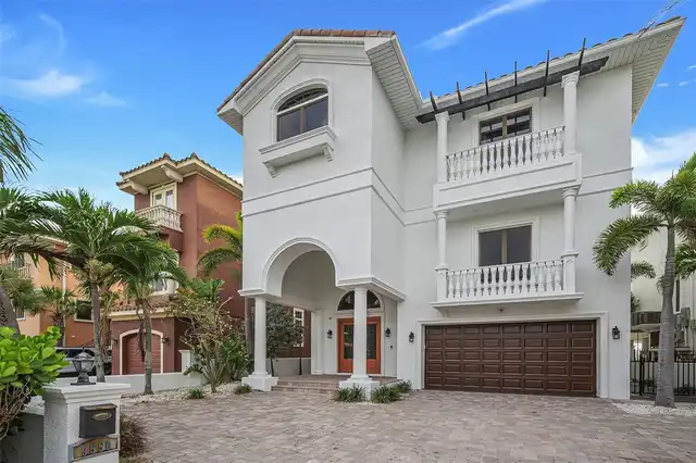 5BR, Home, 4BA, $4,995,000
Read More