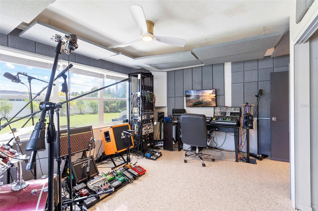 Listing Photo 25