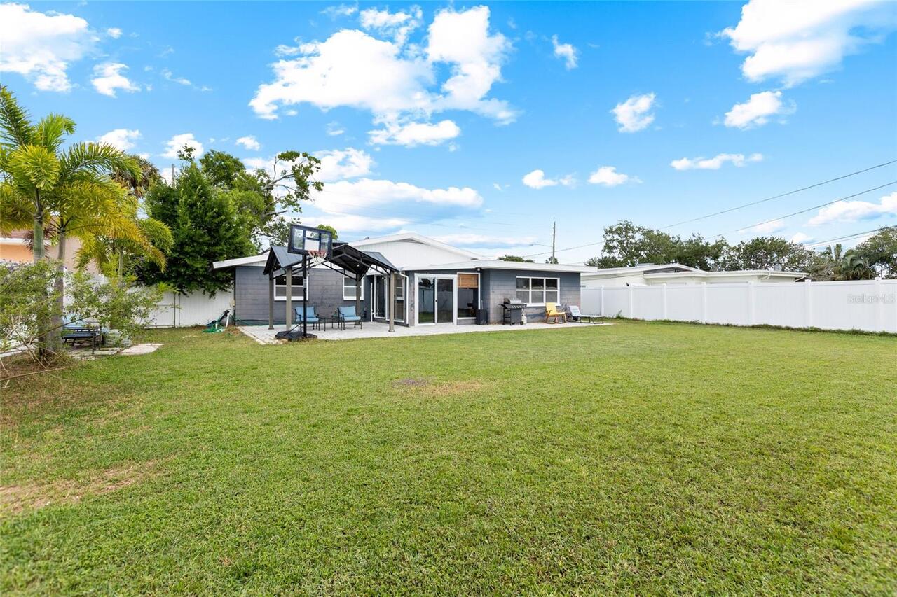 Listing Photo 43