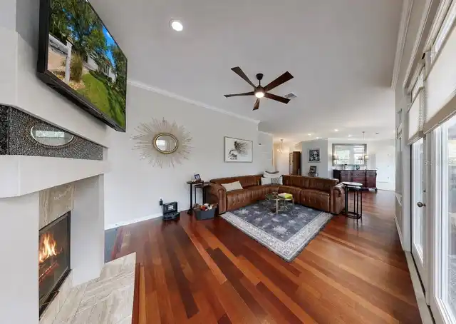 Listing Photo 11