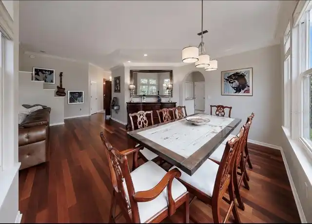 Listing Photo 15