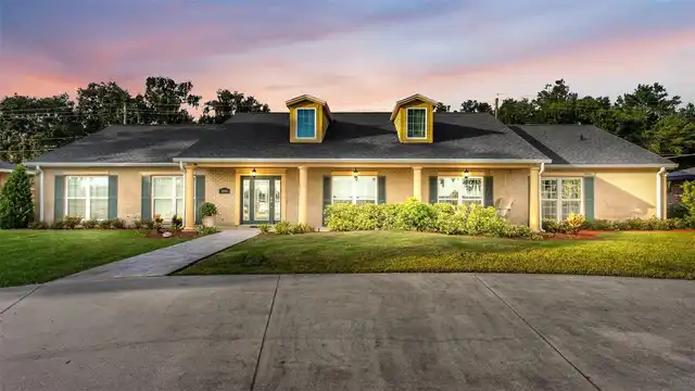 Auburndale Real Estate