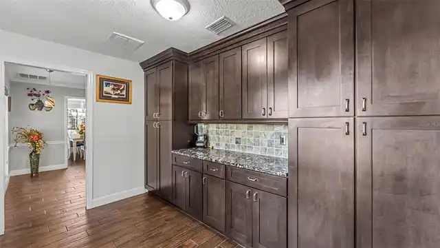 Listing Photo 13