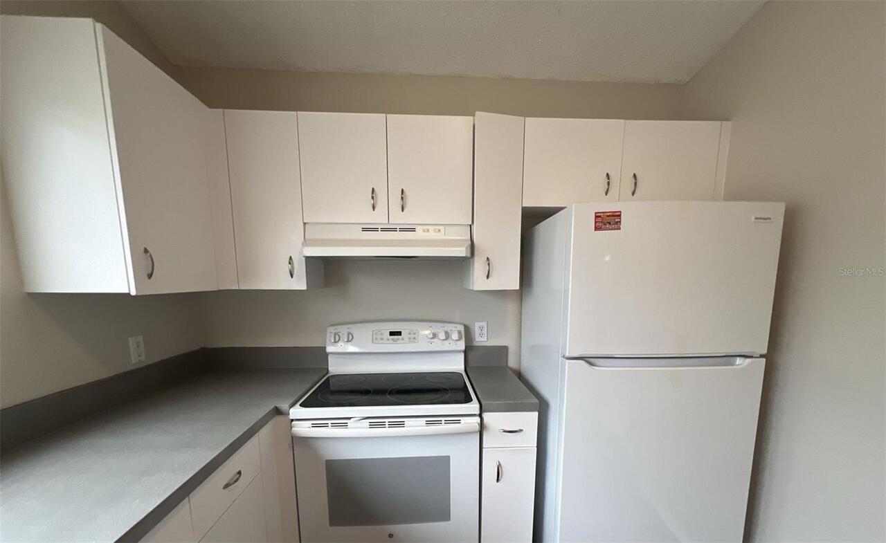 Listing Photo 9