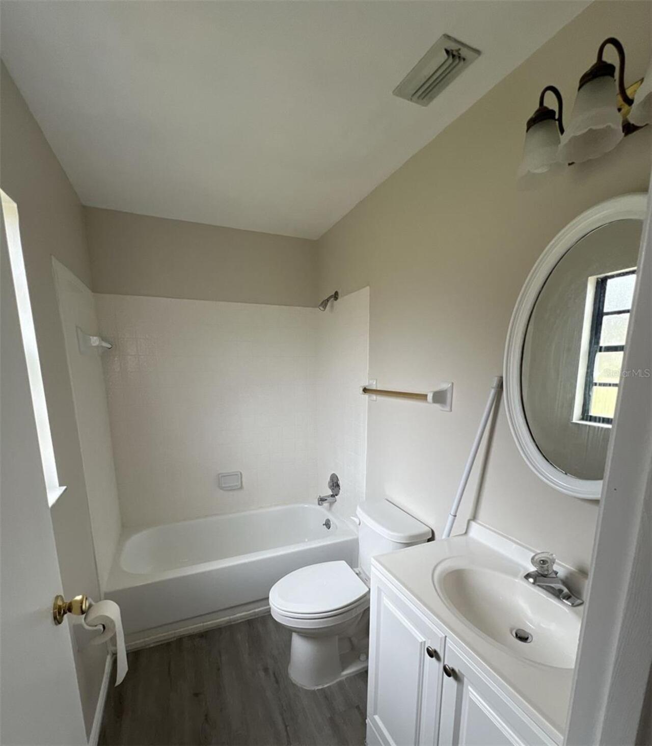 Listing Photo 24