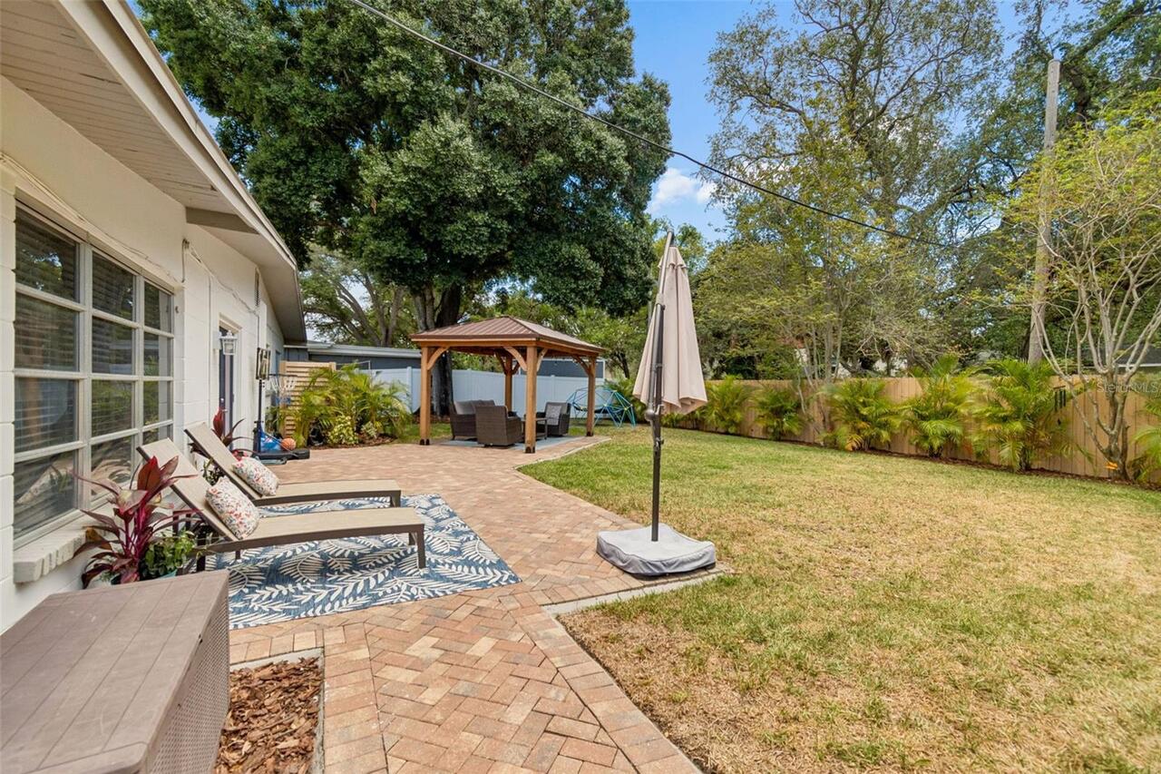 Listing Photo 17