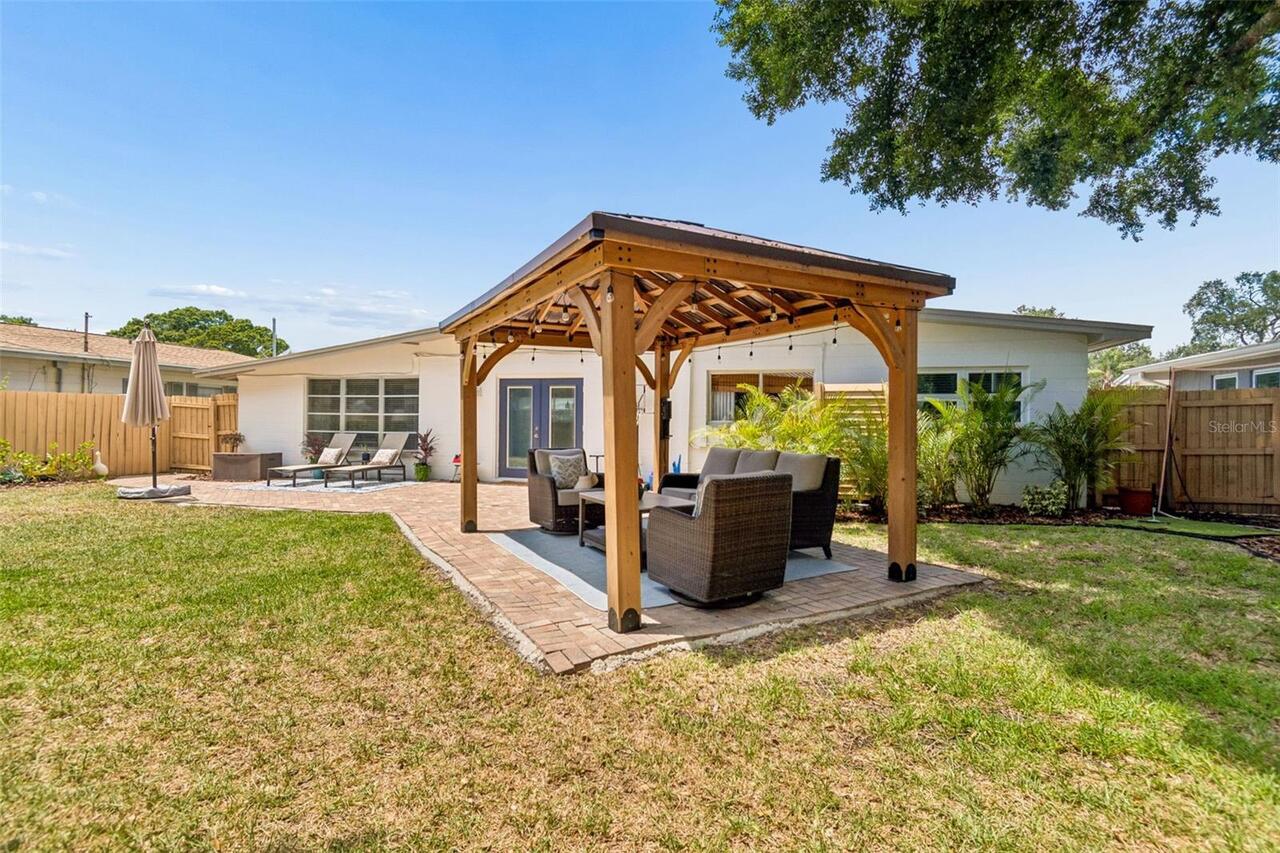 Listing Photo 16