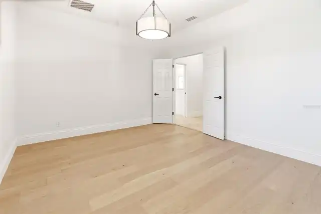 Listing Photo 52