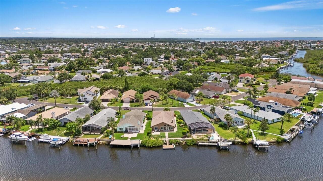Listing Photo 10