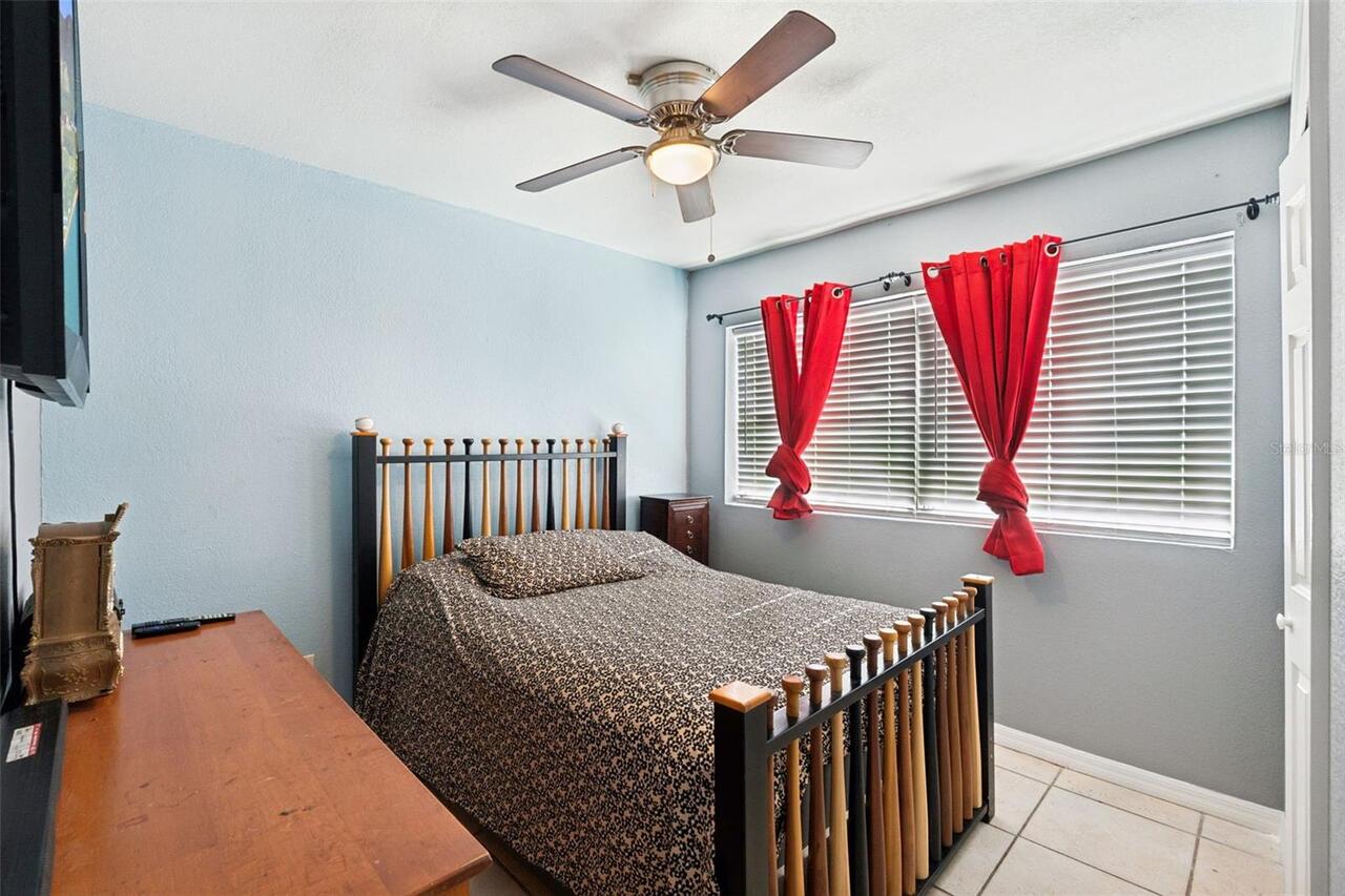 Listing Photo 8