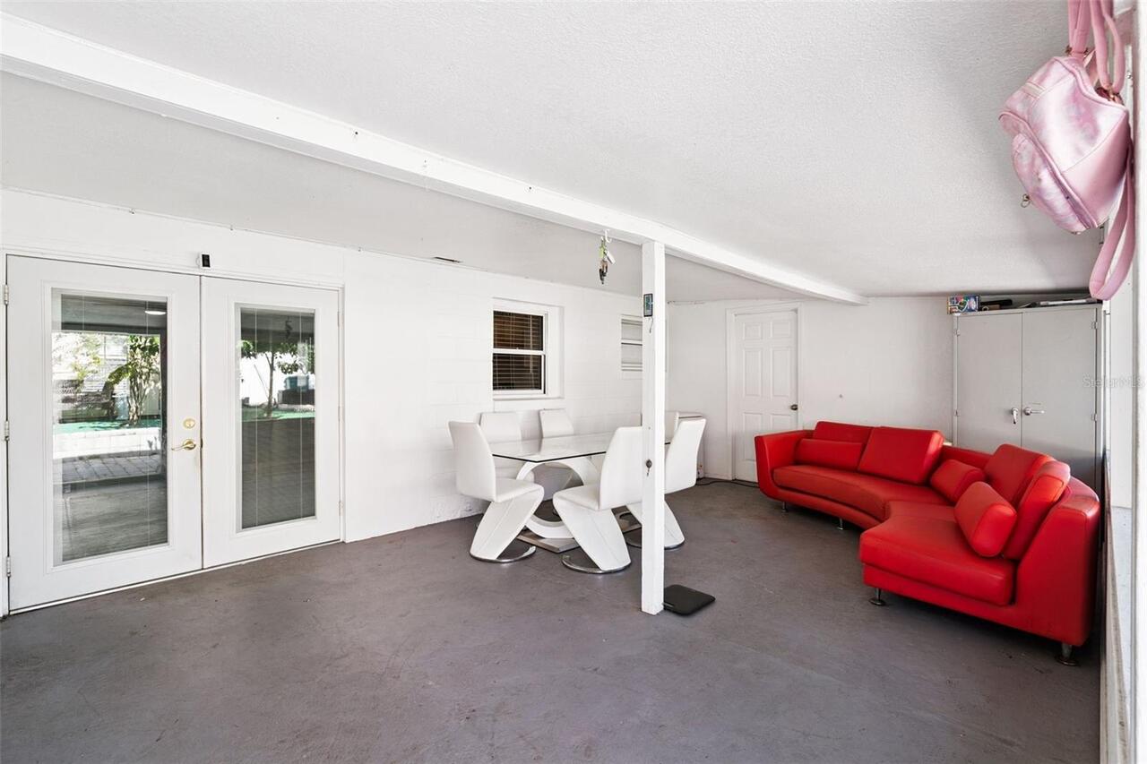 Listing Photo 14