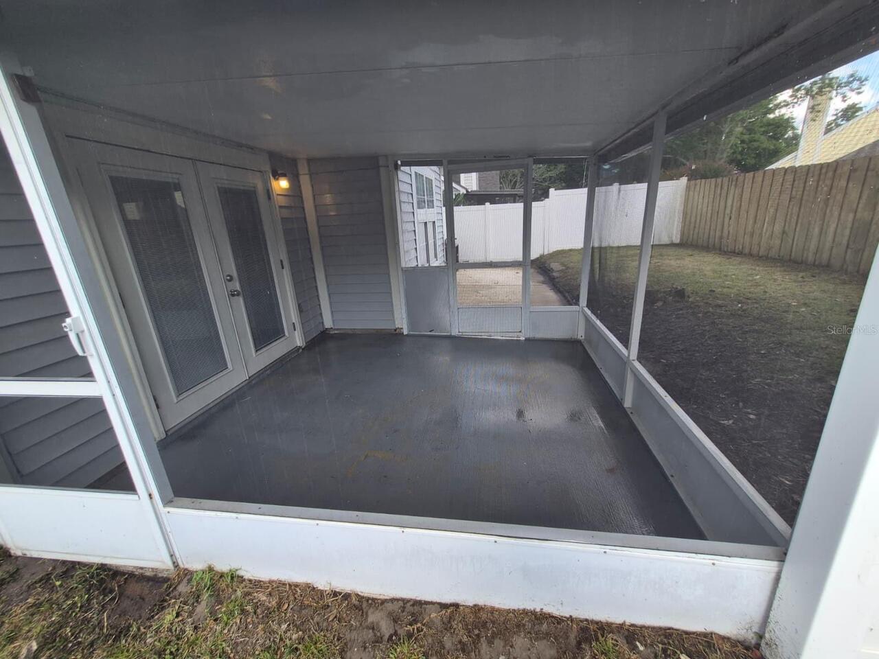 Listing Photo 11