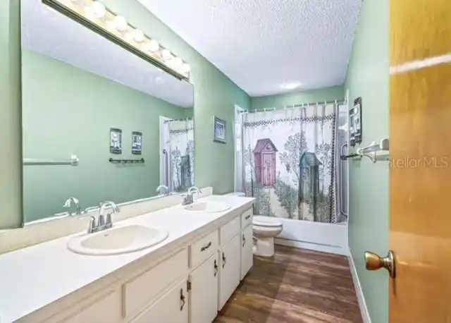 Listing Photo 32