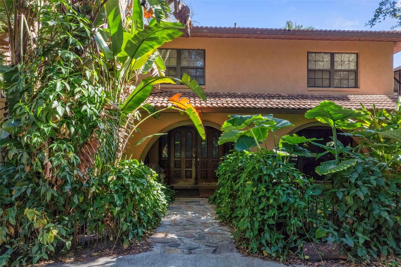 Okahumpka Real Estate