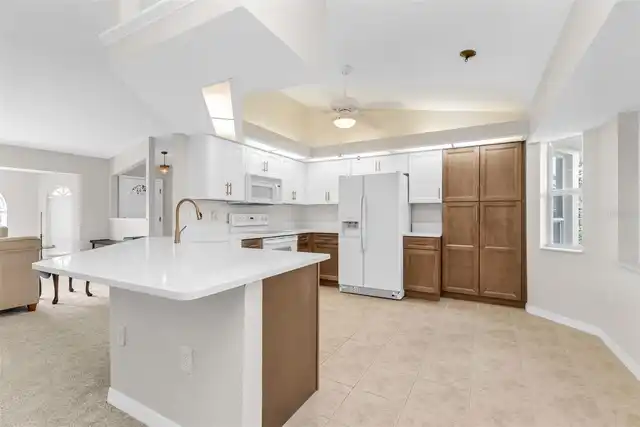 Listing Photo 15