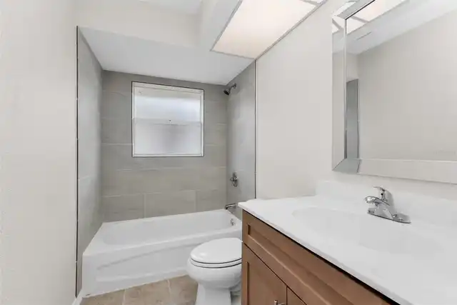 Listing Photo 19