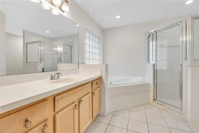 Listing Photo 14